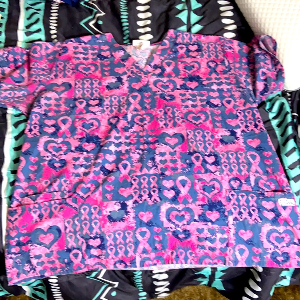 Scrub top